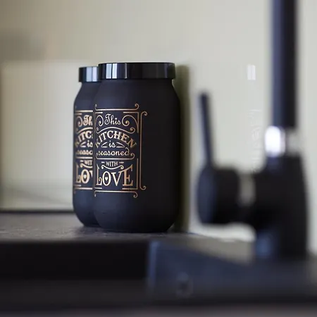 Rikard Διαμέρισμα *